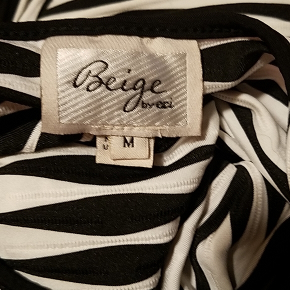 BEIGE  DRESS - Picture 6 of 6